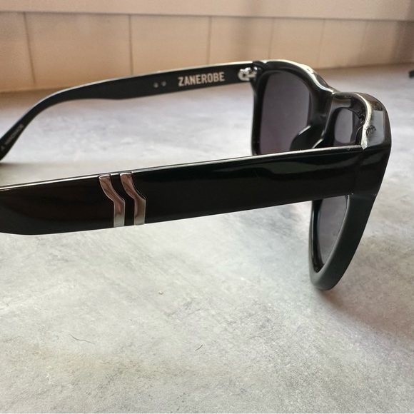 Zanerobe Unisex Sunglasses - Picture 2 of 4